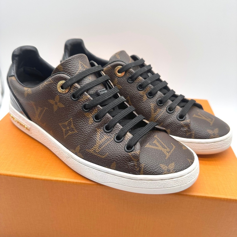 Louis Vuitton Frontrow Monogram Canvas Patent Leather Low Top Sneakers 37/7